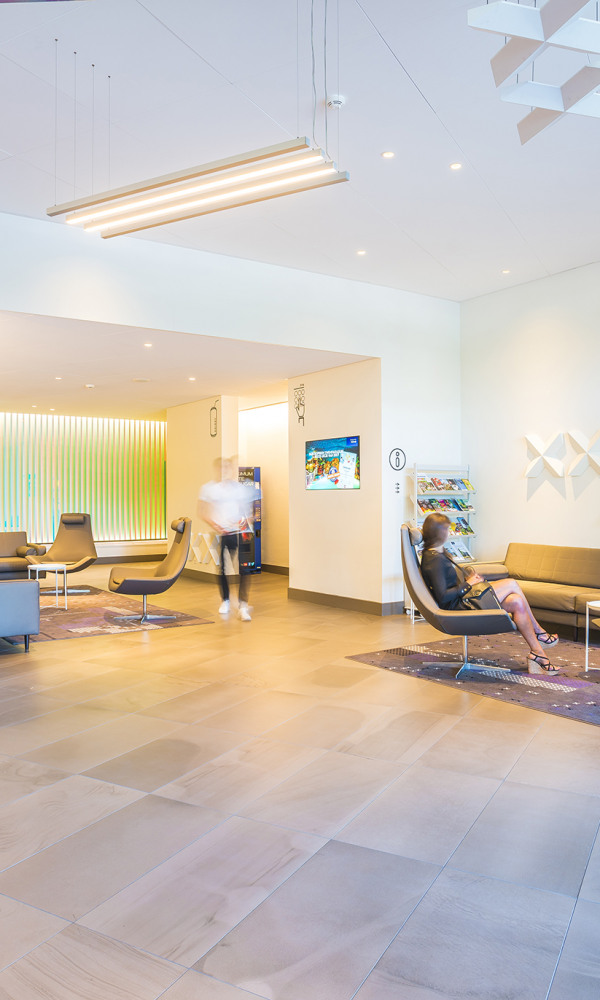 Preston-Palace_entree-overzicht-lobby