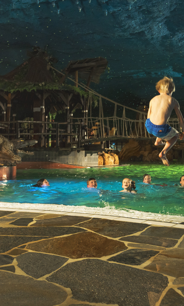 Kids-Preston-Palace-Zwembad