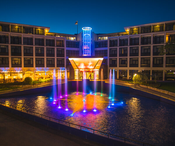 Preston Palace by night
